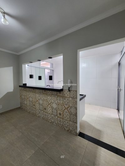 CASA com 03 quartos amplos para VENDA no Independencia