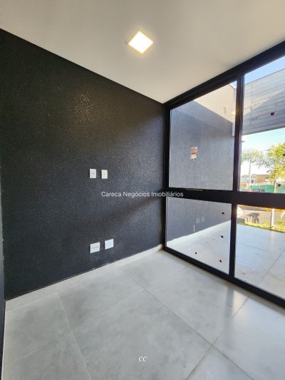 CASA com 03 suítes para VENDA Floratta