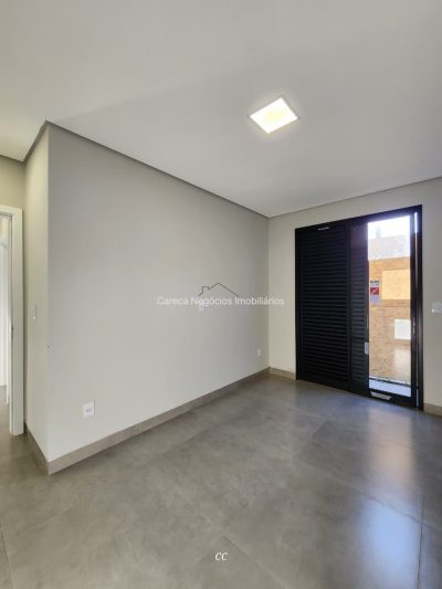 CASA com 03 suítes para VENDA Floratta