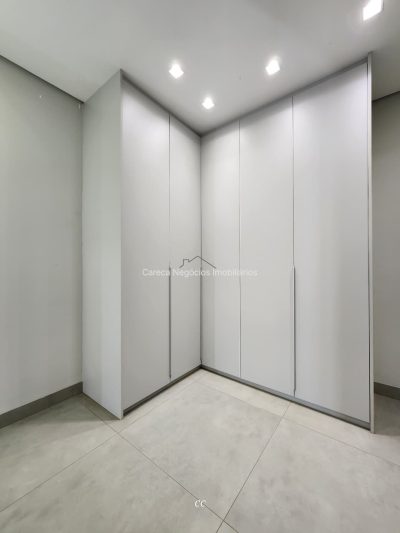 CASA com 03 suítes para VENDA Floratta